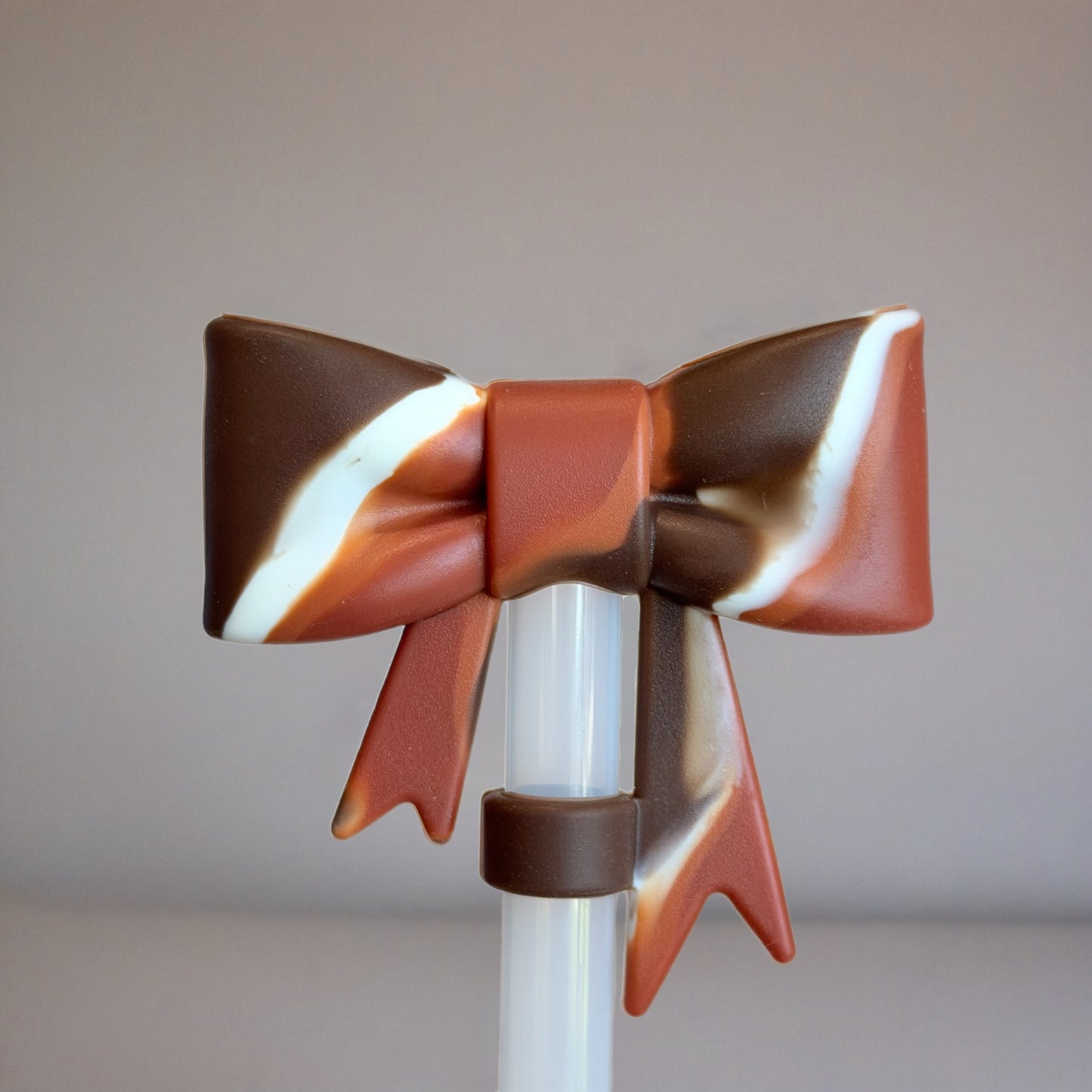 Kacey 3D Bow Straw Topper