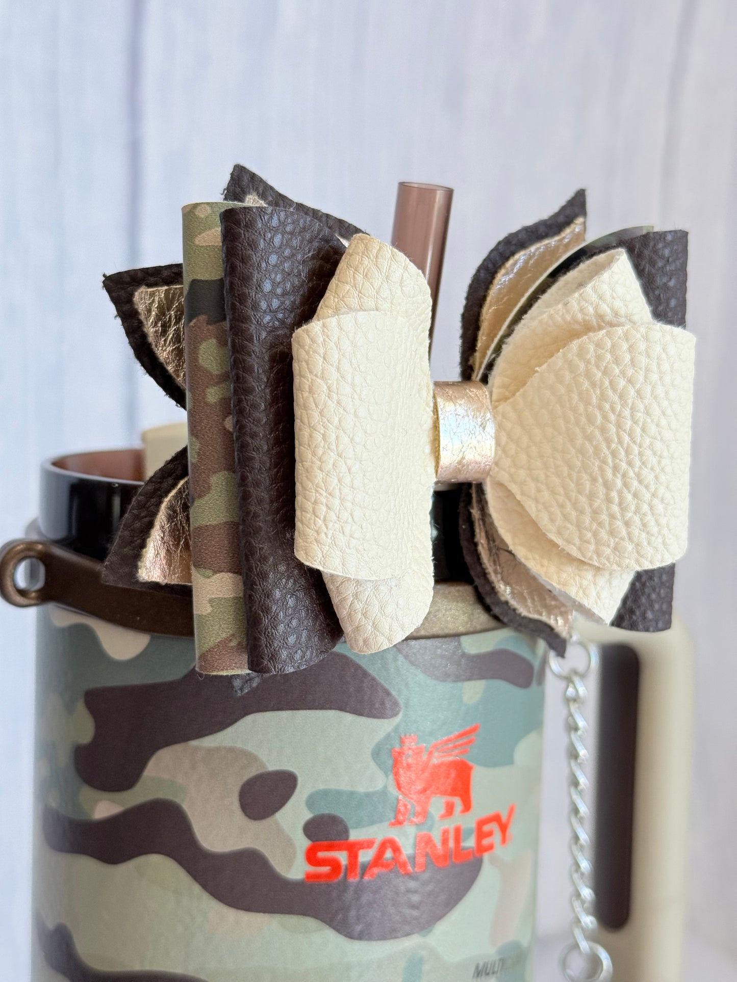 Posty Tumbler Bow