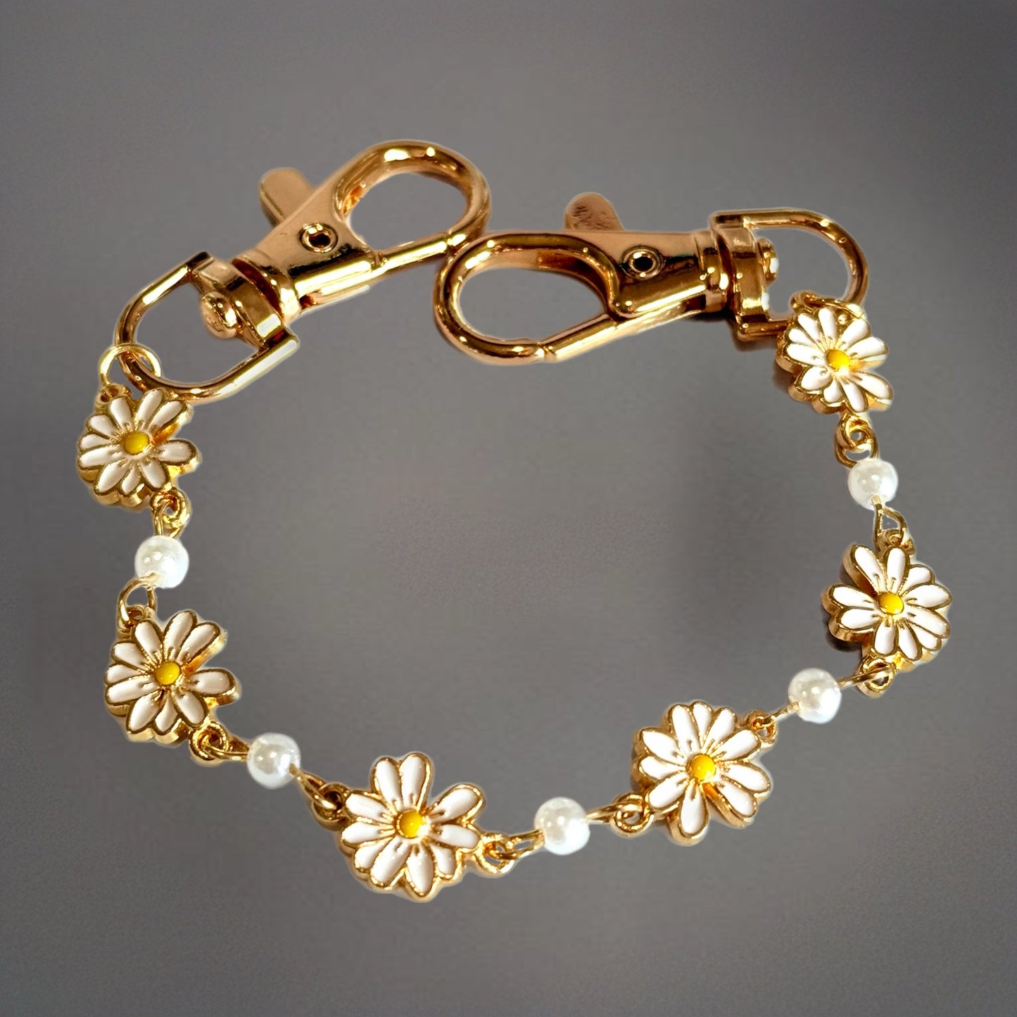 Daisy Deluxe Tumbler Charm Necklace