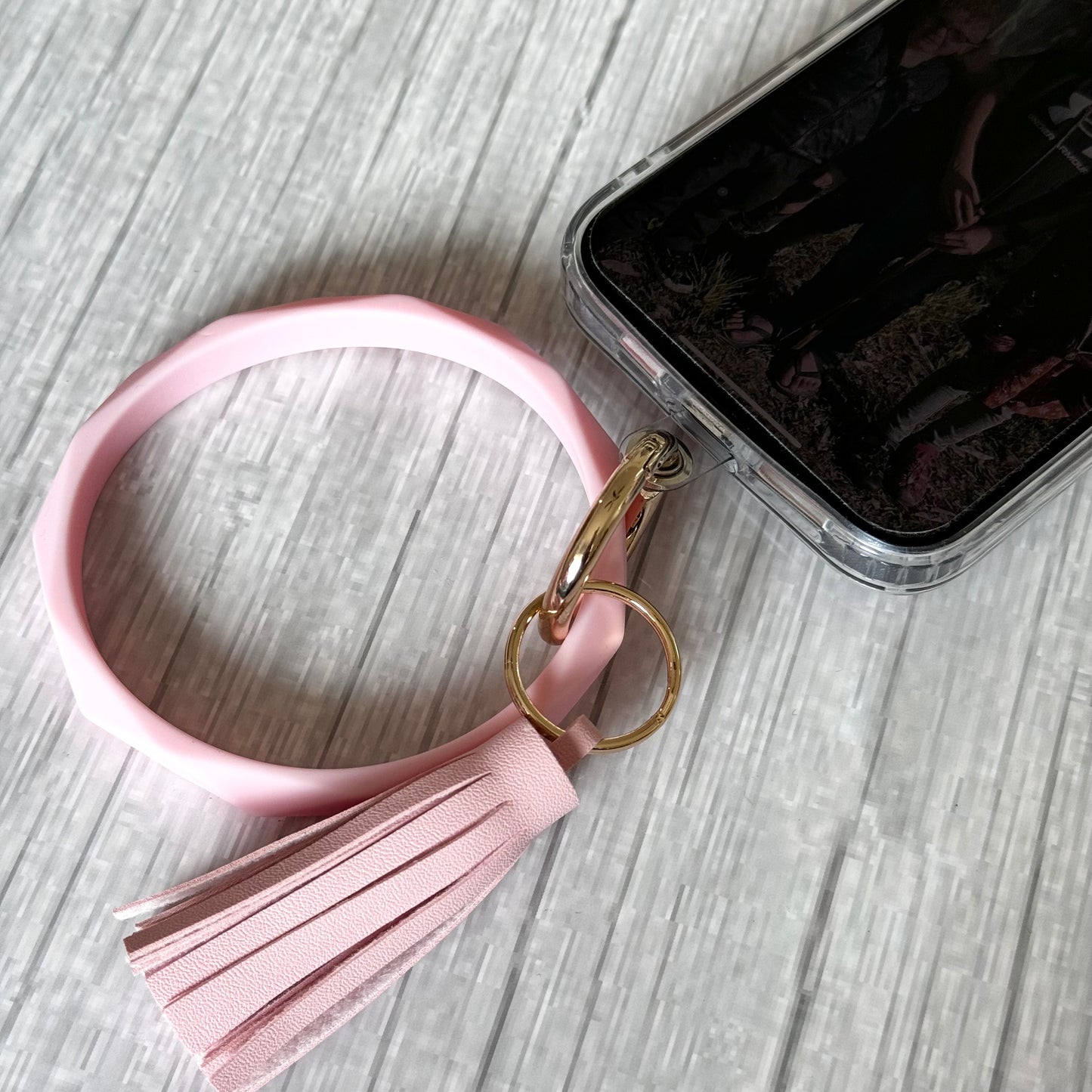 Phone Bracelet Keychain with Tether Tab - STRAWFLOWER