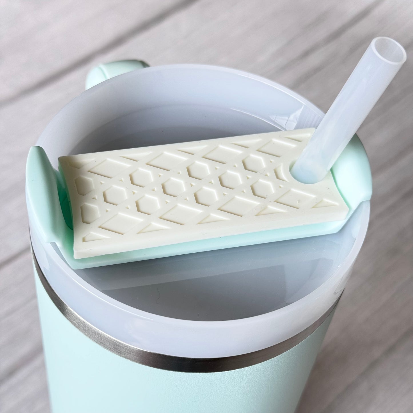 Stanley Silicone Spinner Cover - CREAM