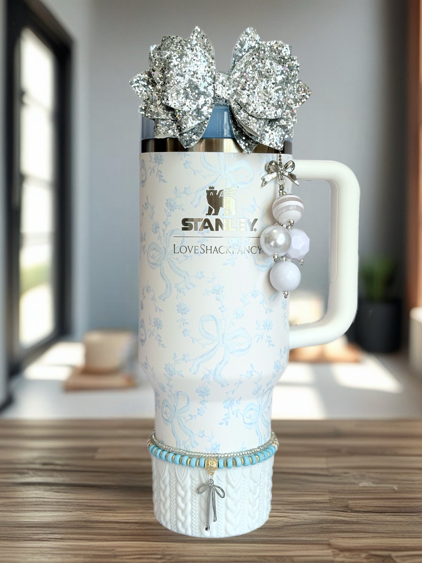 Winter Ice Bow Tumbler Bracelet