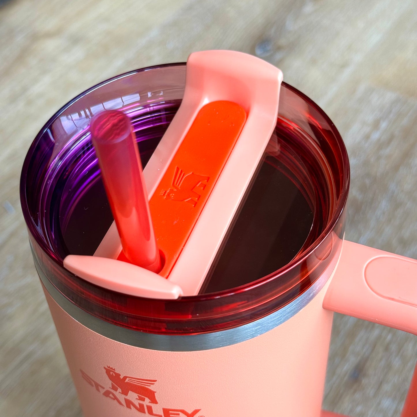 NECTARINE CLEAR Stanley Colored Lid 2.0