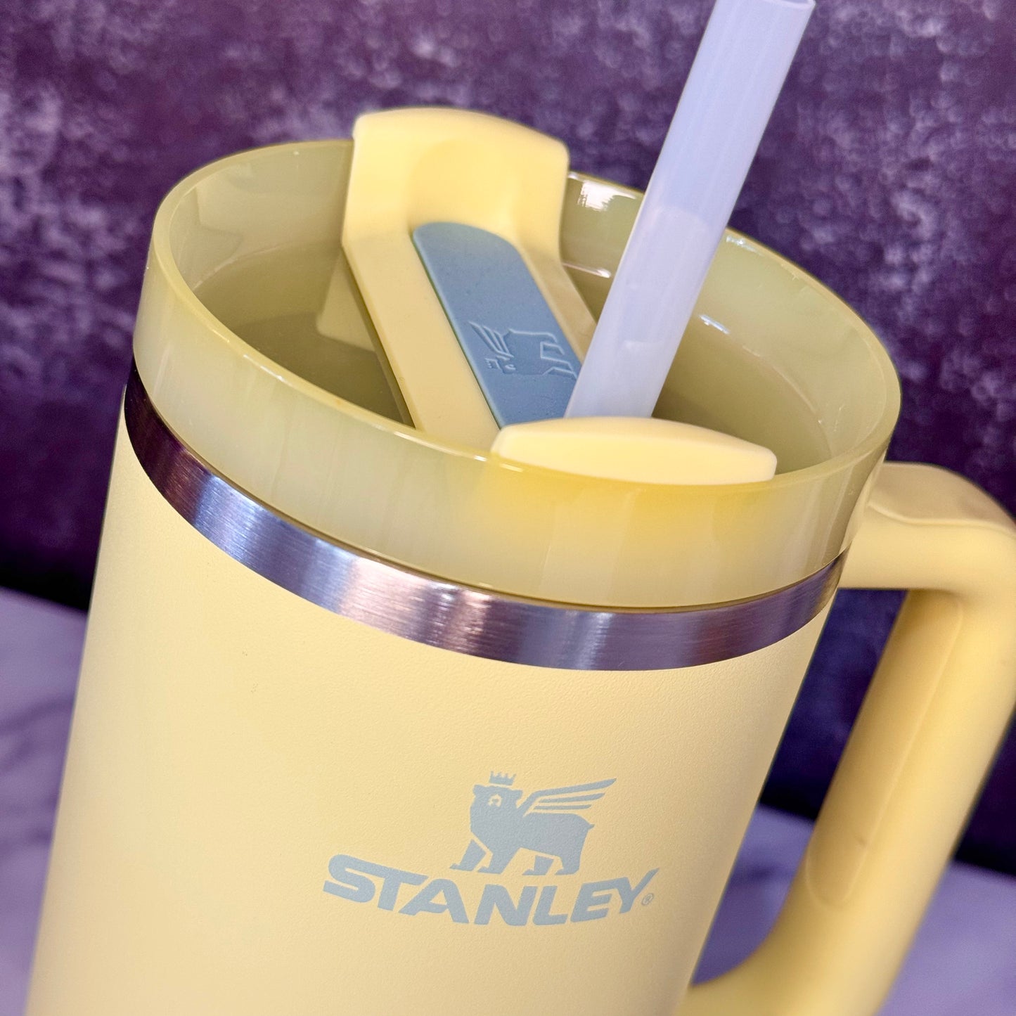 POMELO FROSTED Stanley Colored Lid 2.0