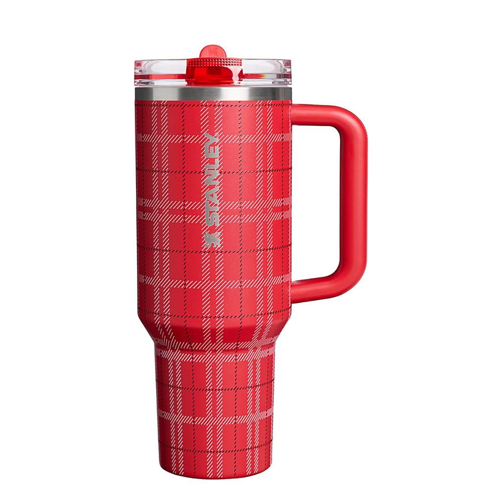 Stanley Rouge Plaid tumbler featuring bright cherry-red finish, tonal crimson plaid checks, fine diagonal lines, matching red handle, clear lid, and silver Stanley logo