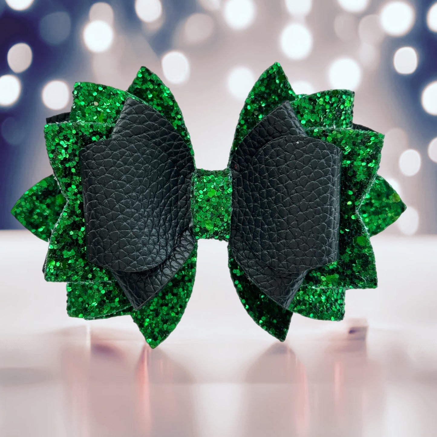 Wicked Black & Green Tumbler Bow