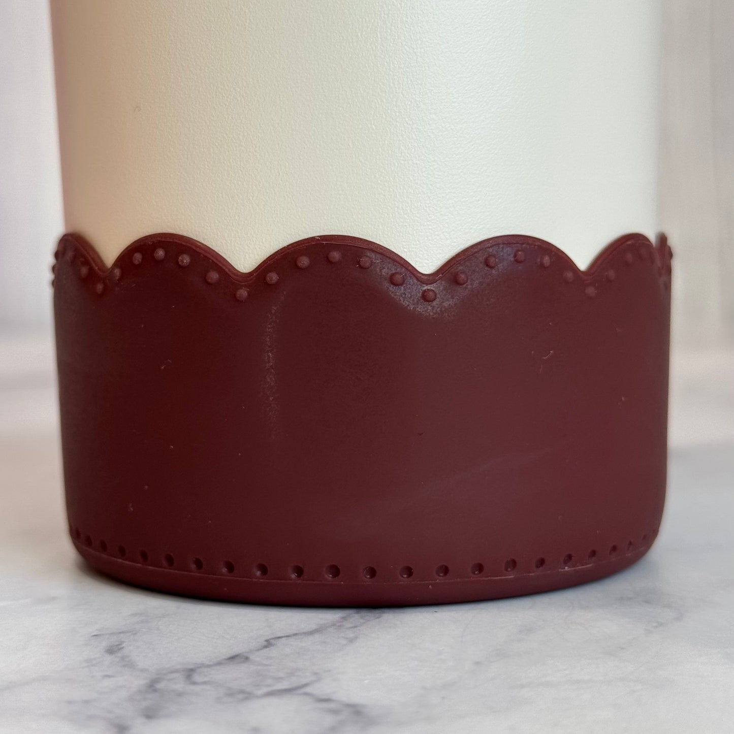 Cabernet Scallop Tumbler Boot -fits 20-40oz New!