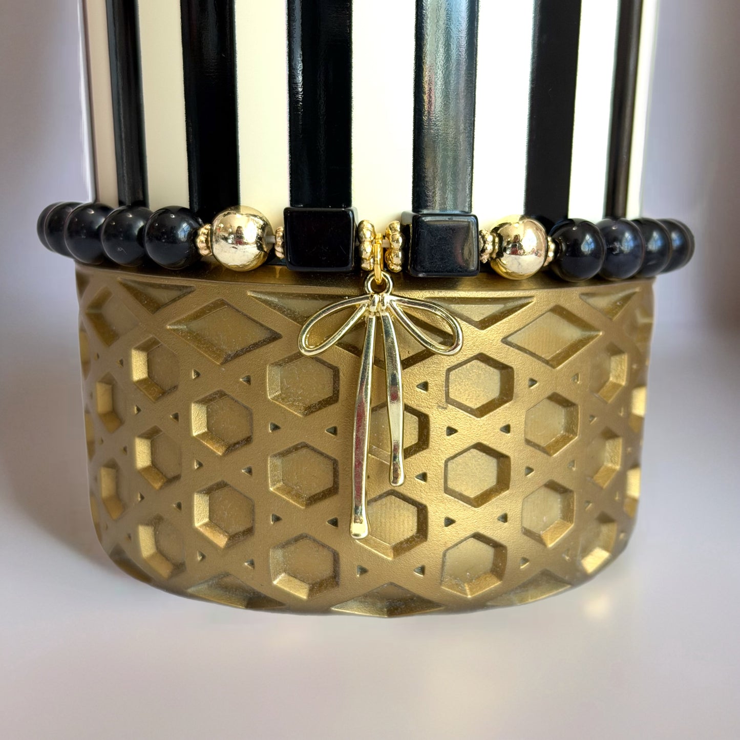 Black & Gold Bow Tumbler Bracelet