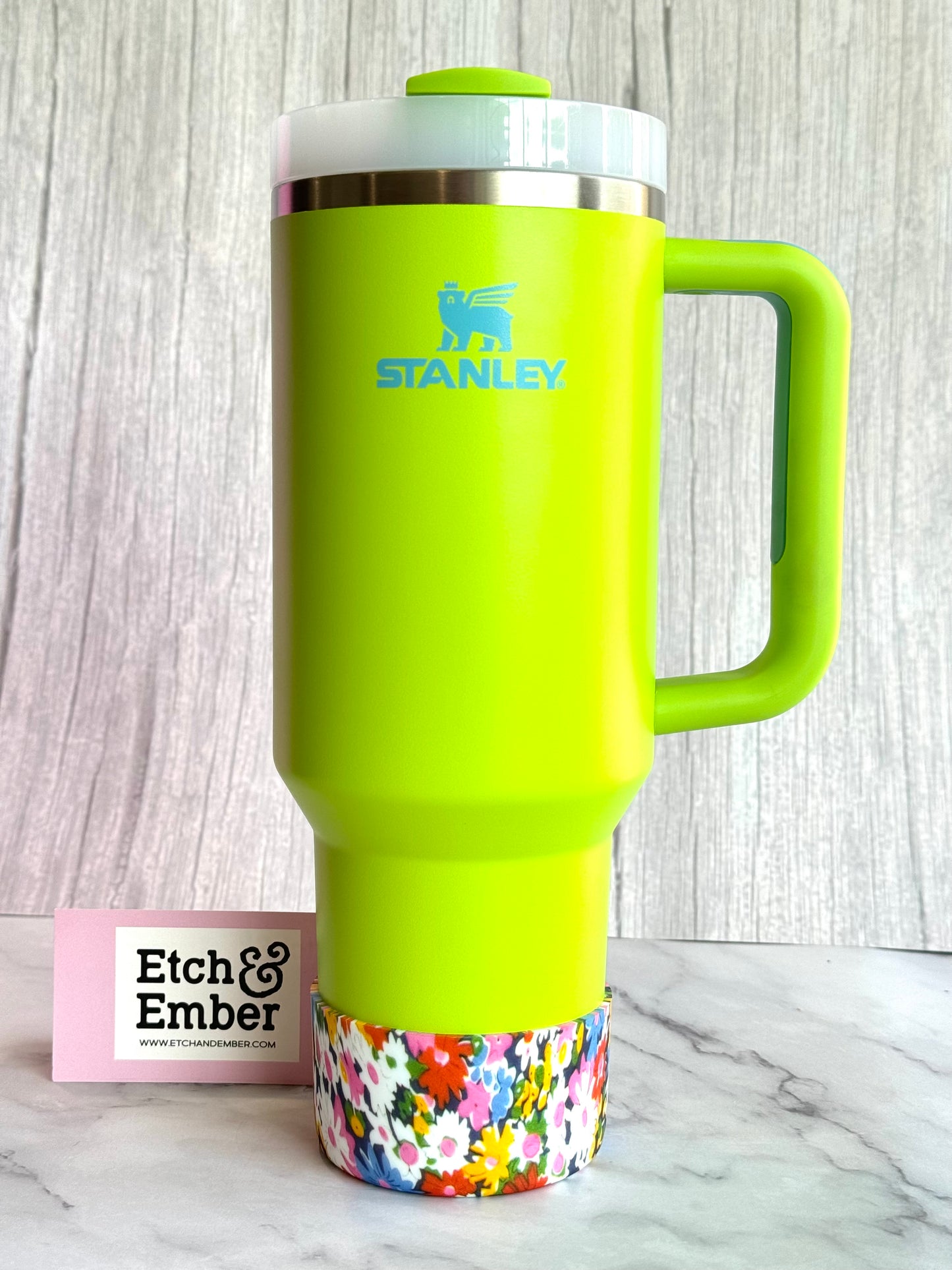 FLORAL BOUQUET Tumbler Boot -fits 20-40oz New!