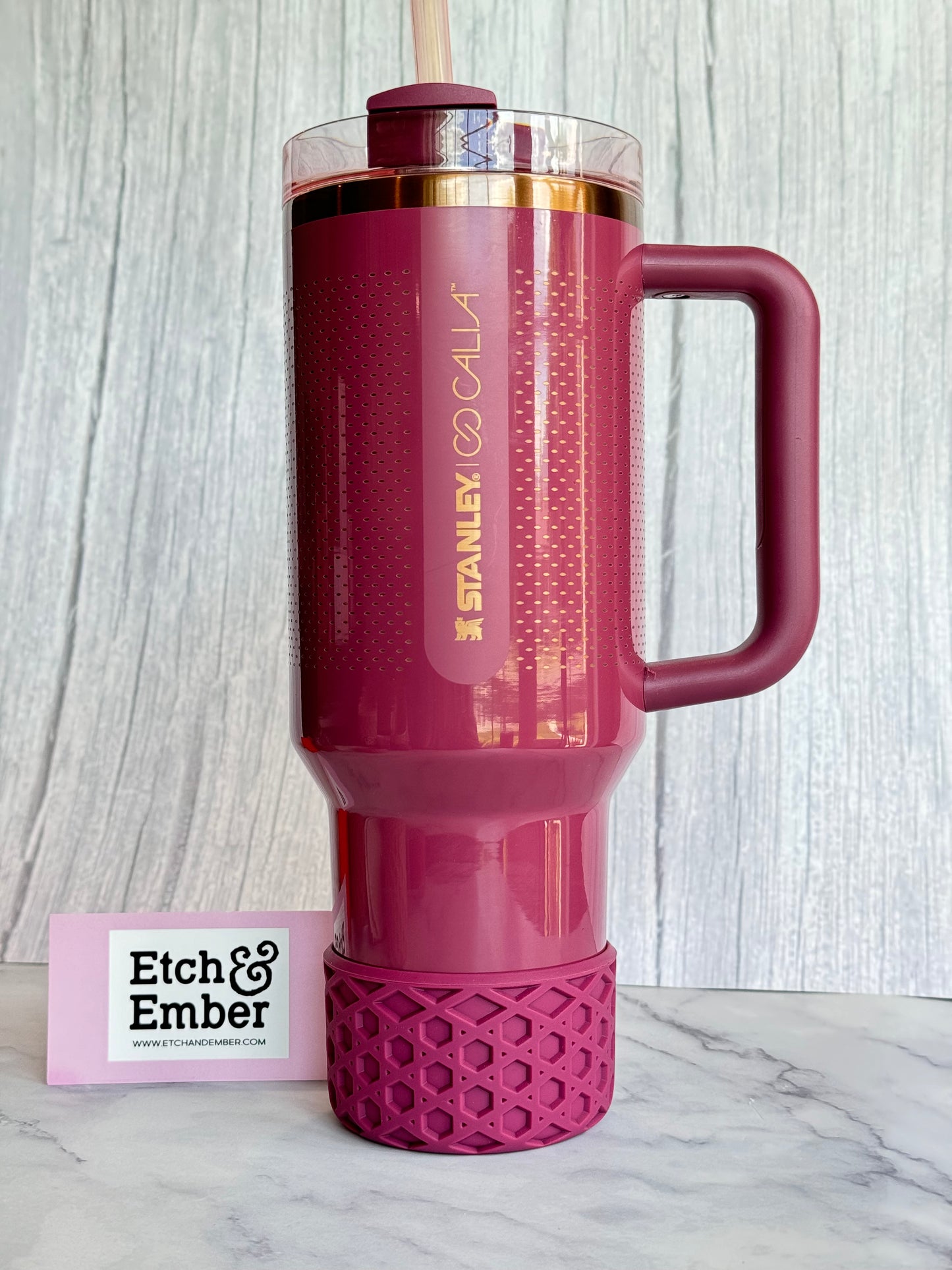 Red Nectar WAFFLE Tumbler Boot -fits 20-40oz New!