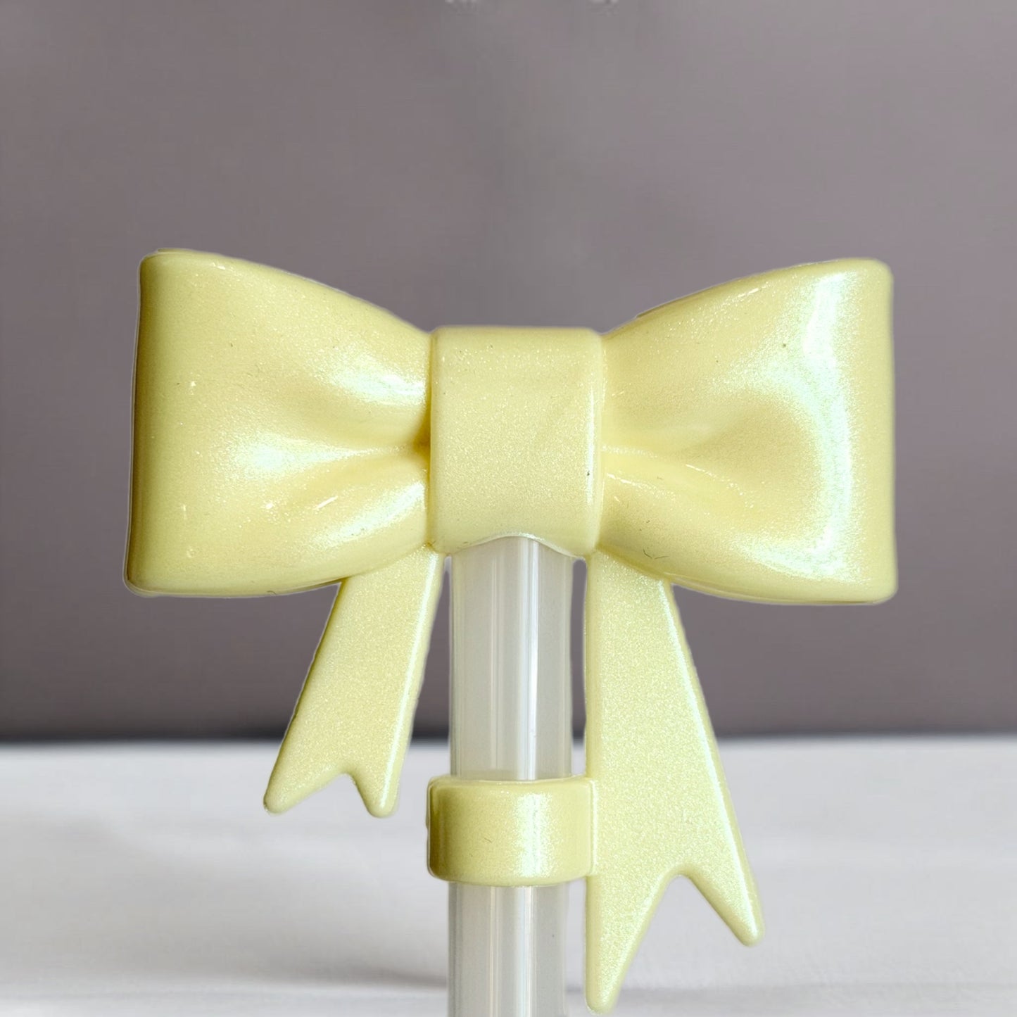 Butter 3D Bow Straw Topper