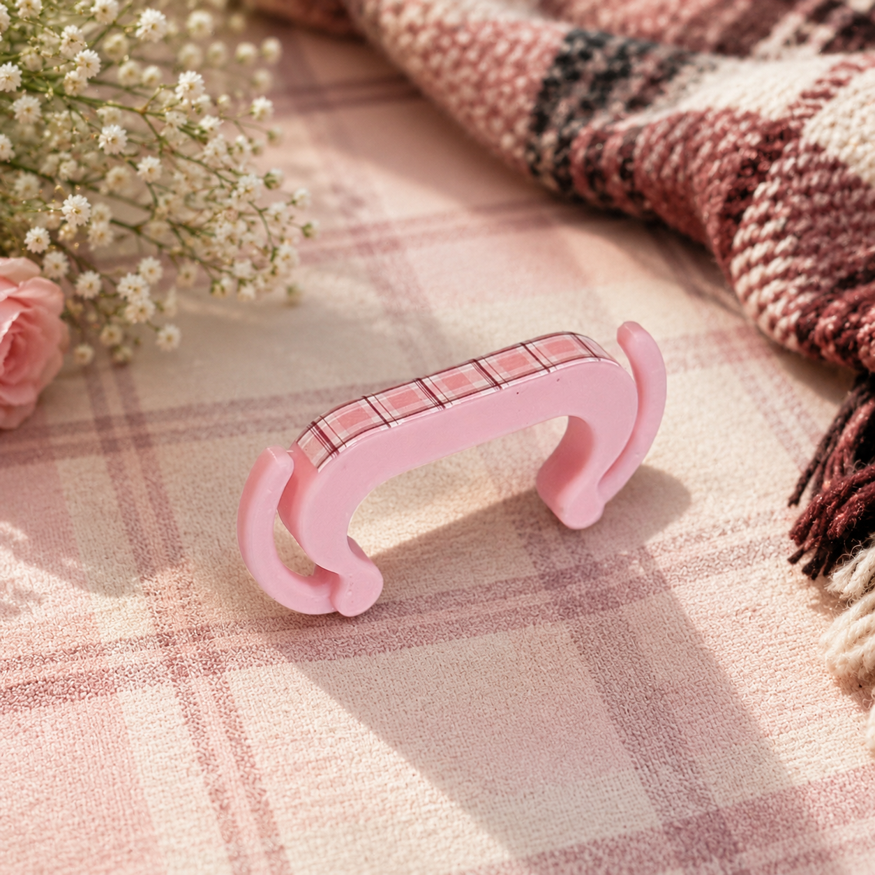 Pillow Talk Plaid Handle Charm Clip