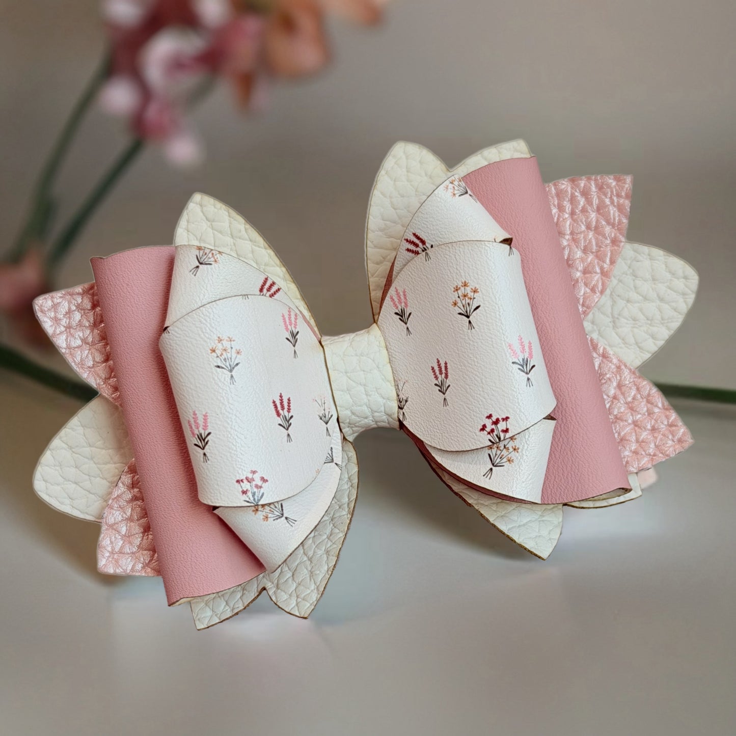 Flower Bouquets Tumbler Bow