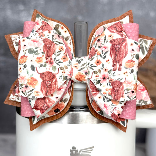 Highland Cow Tumbler Bow