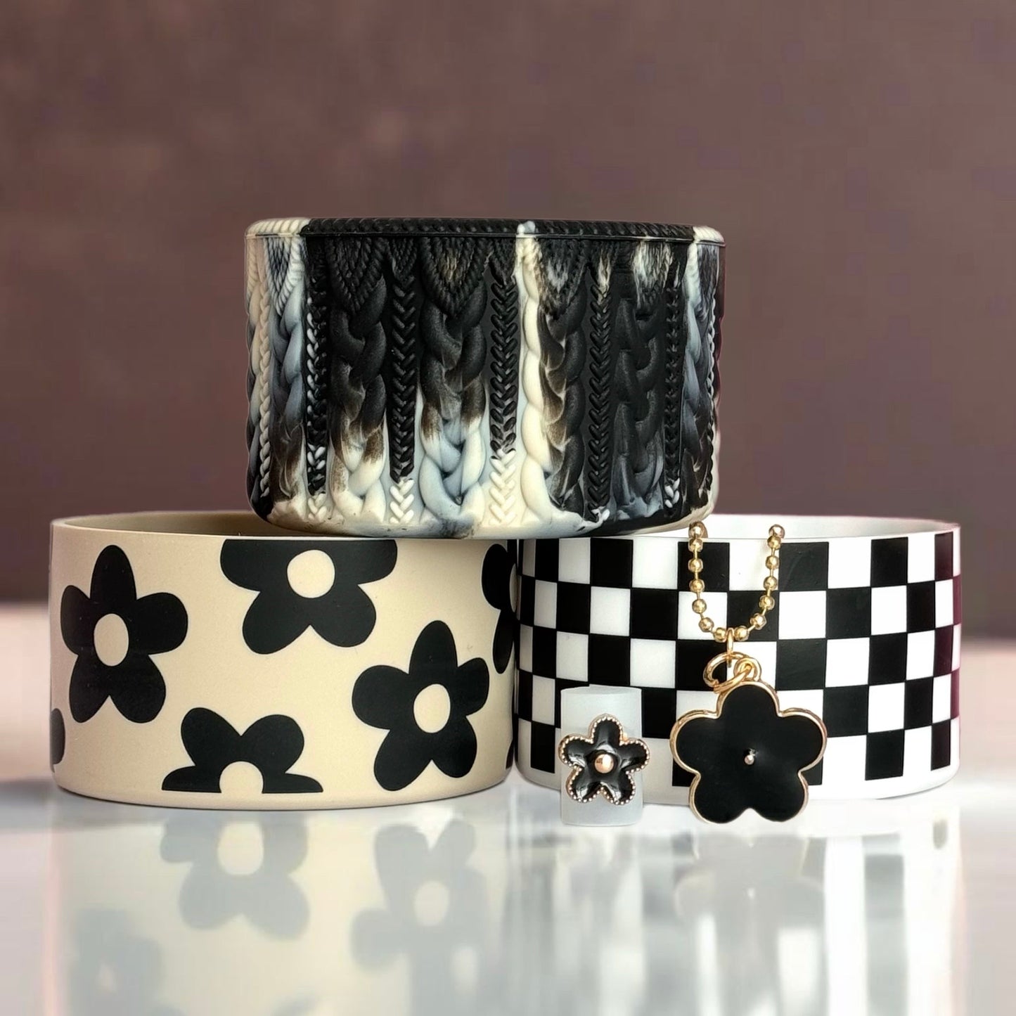 Daisy Checker Accessory Bundle