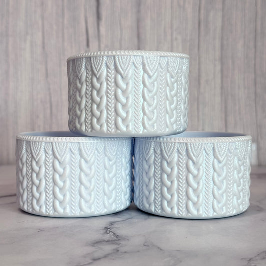 Glacier macrame silicone tumbler boot – front view