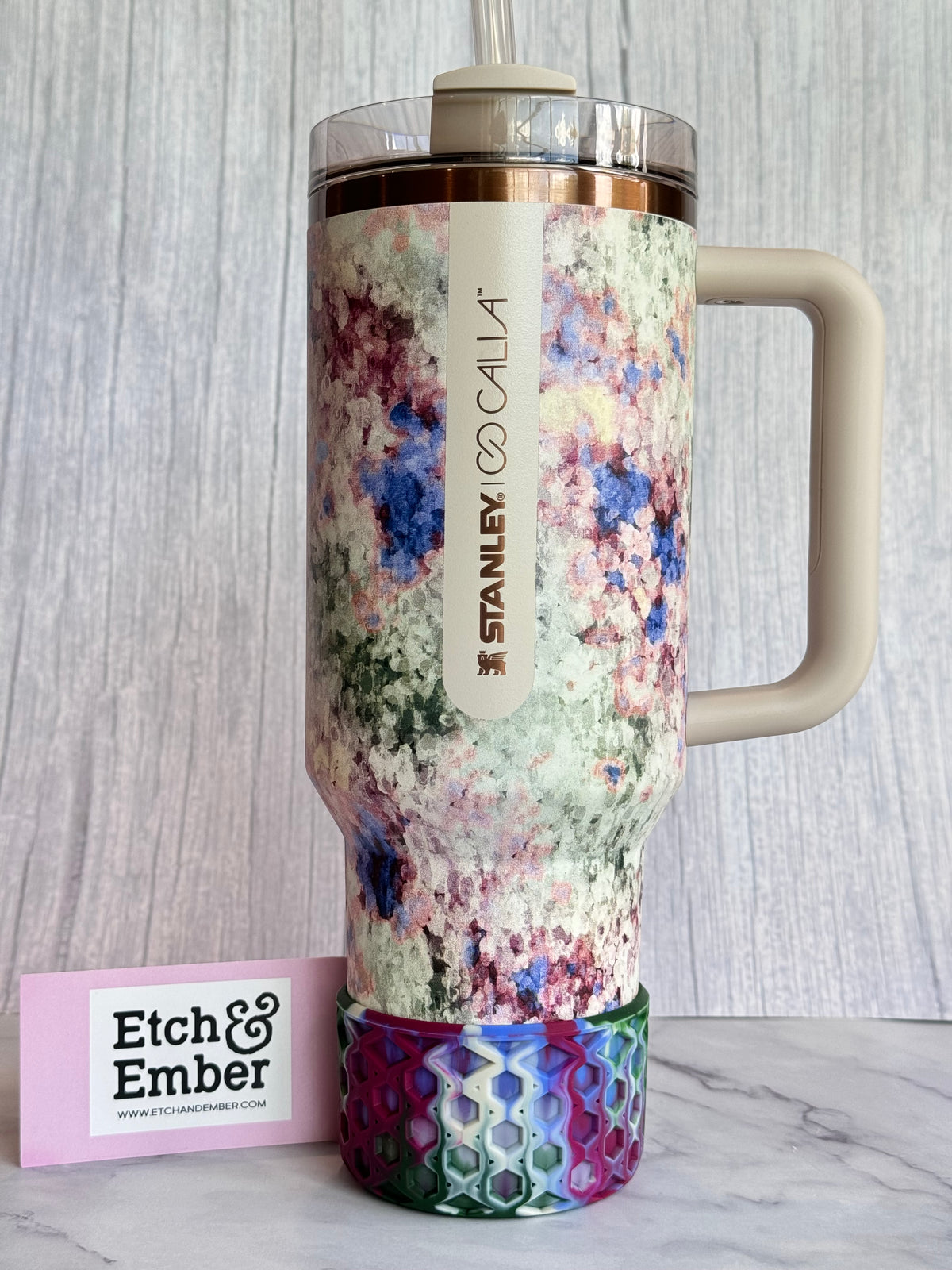 Olive Eden metallic waffle silicone tumbler boot – view 2