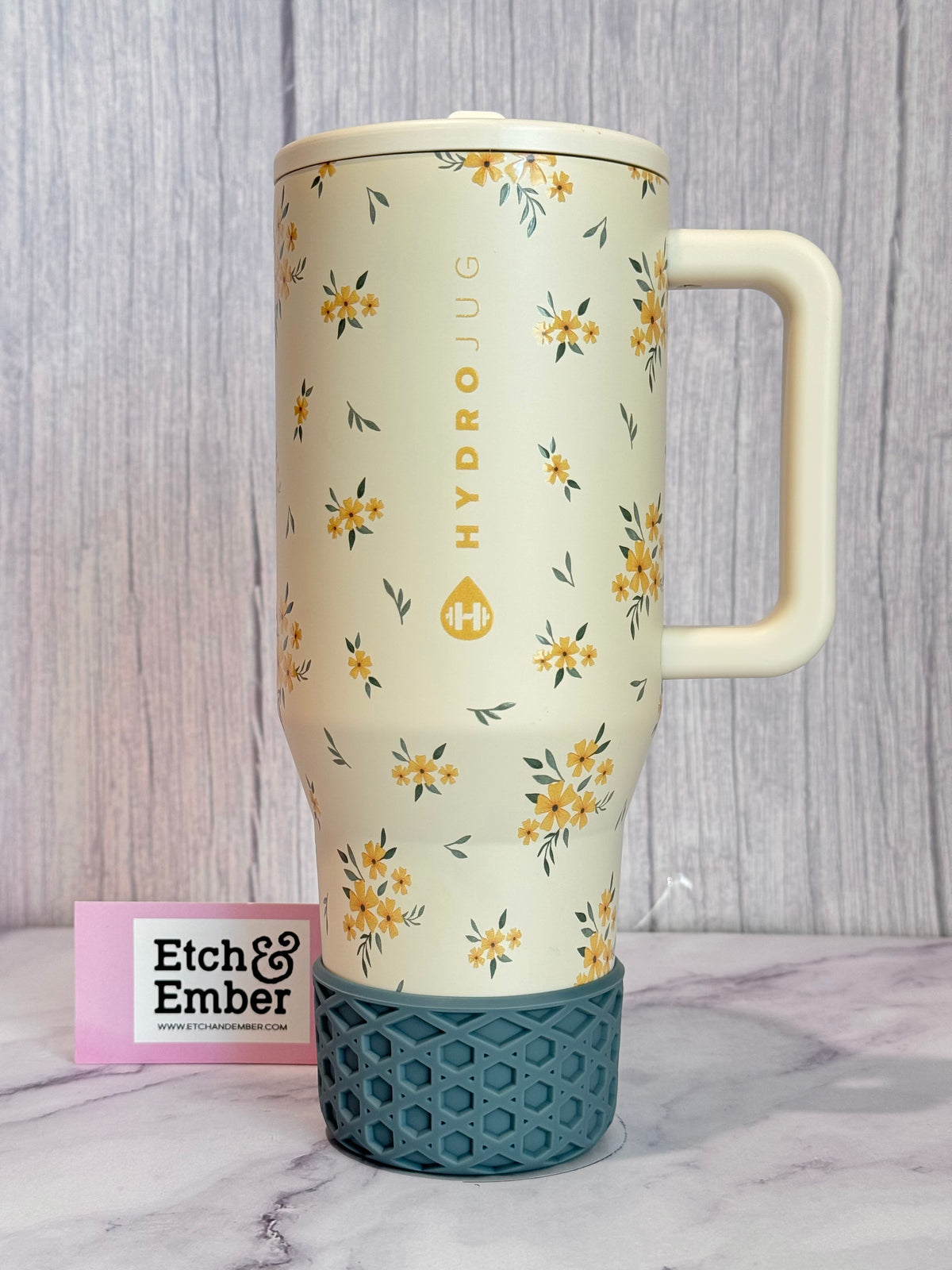 Shale matte waffle silicone tumbler boot – view 4