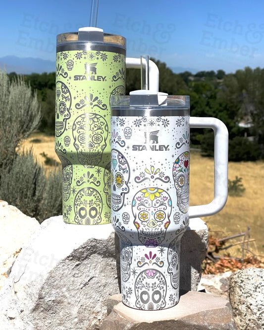 Lainey Wilson Unveils Eye-Catching Stanley Tumbler In Celebration of 'Watermelon  Moonshine' - Country Now