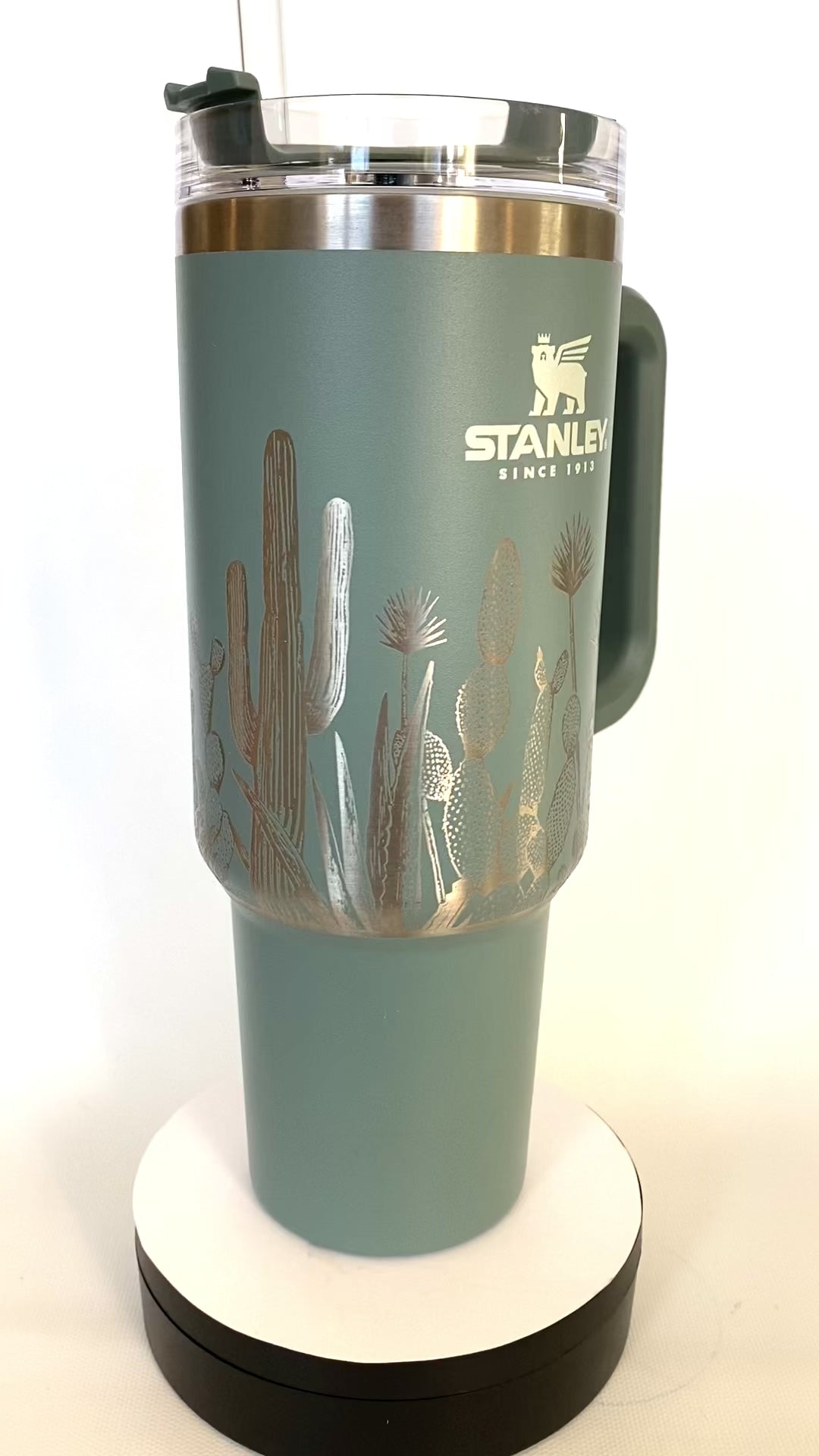 Stanley Adventure Quencher Travel Tumbler Straw Cup 40 oz Coal Brand New